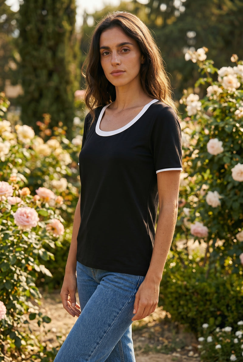 Short Sleeve Round Neck Viscose Top with Contrast Trim in black – photo 4