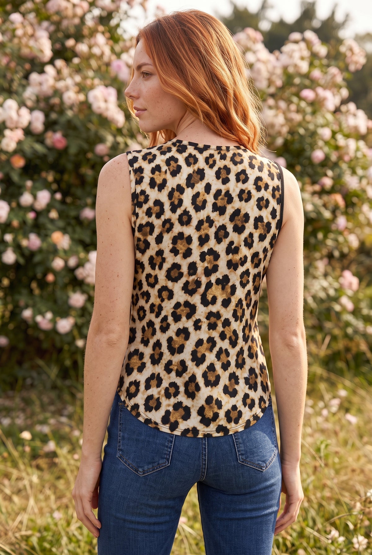 Colour Block Sleeveless Gilet with V-Neck in patterned – photo 4