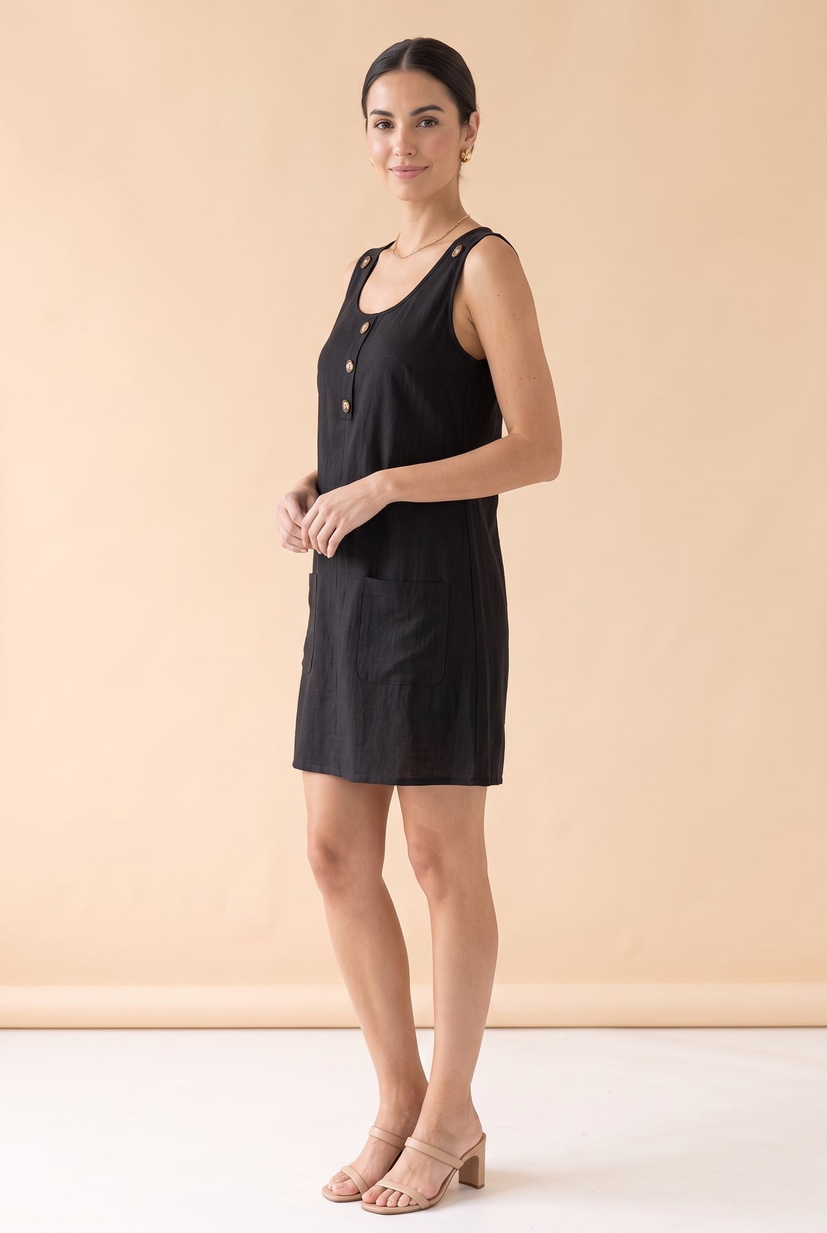 Sleeveless Round Neck Linen Mini Dress with Buttons in black – photo 3