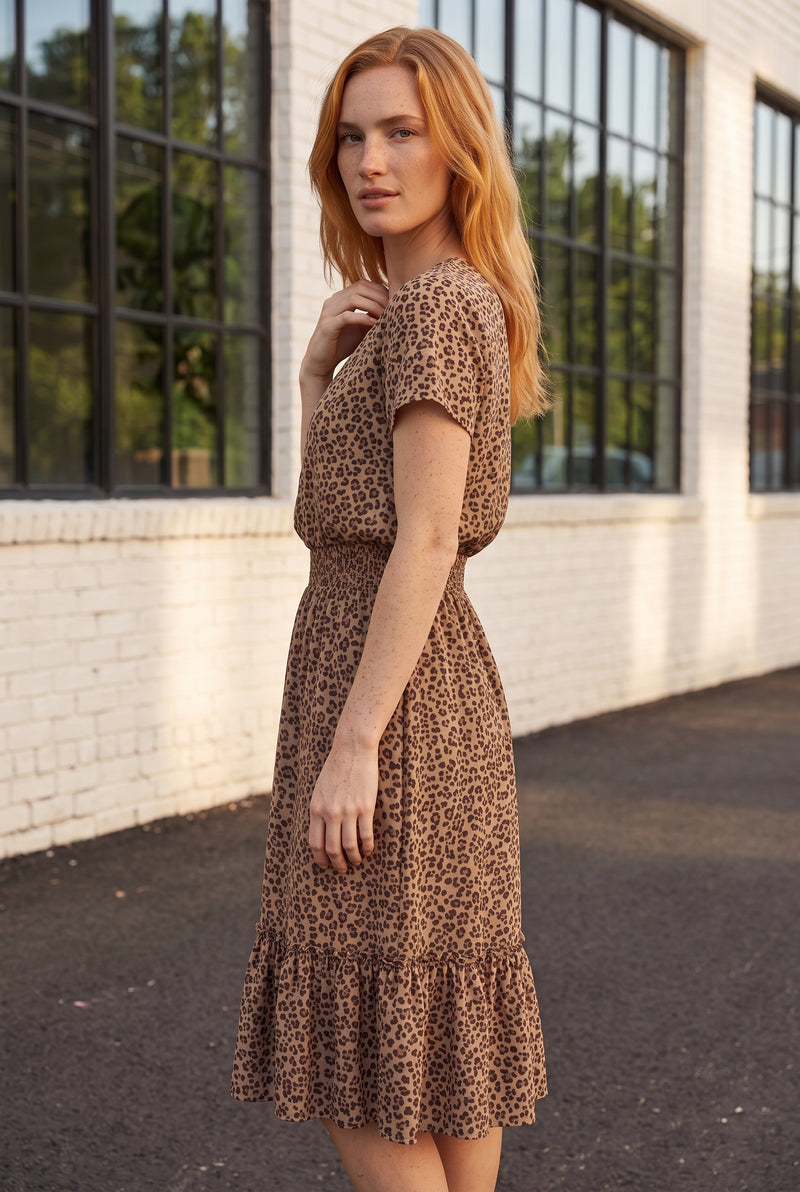 Leopard Print V-Neck Midi Dress with Short Sleeves – photo 2