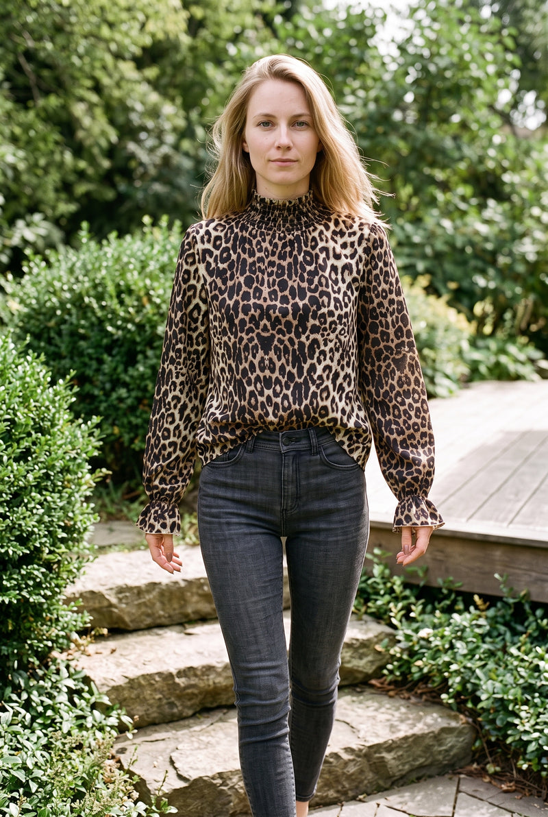 Leopard Print Long Sleeve Turtleneck Top – photo 3