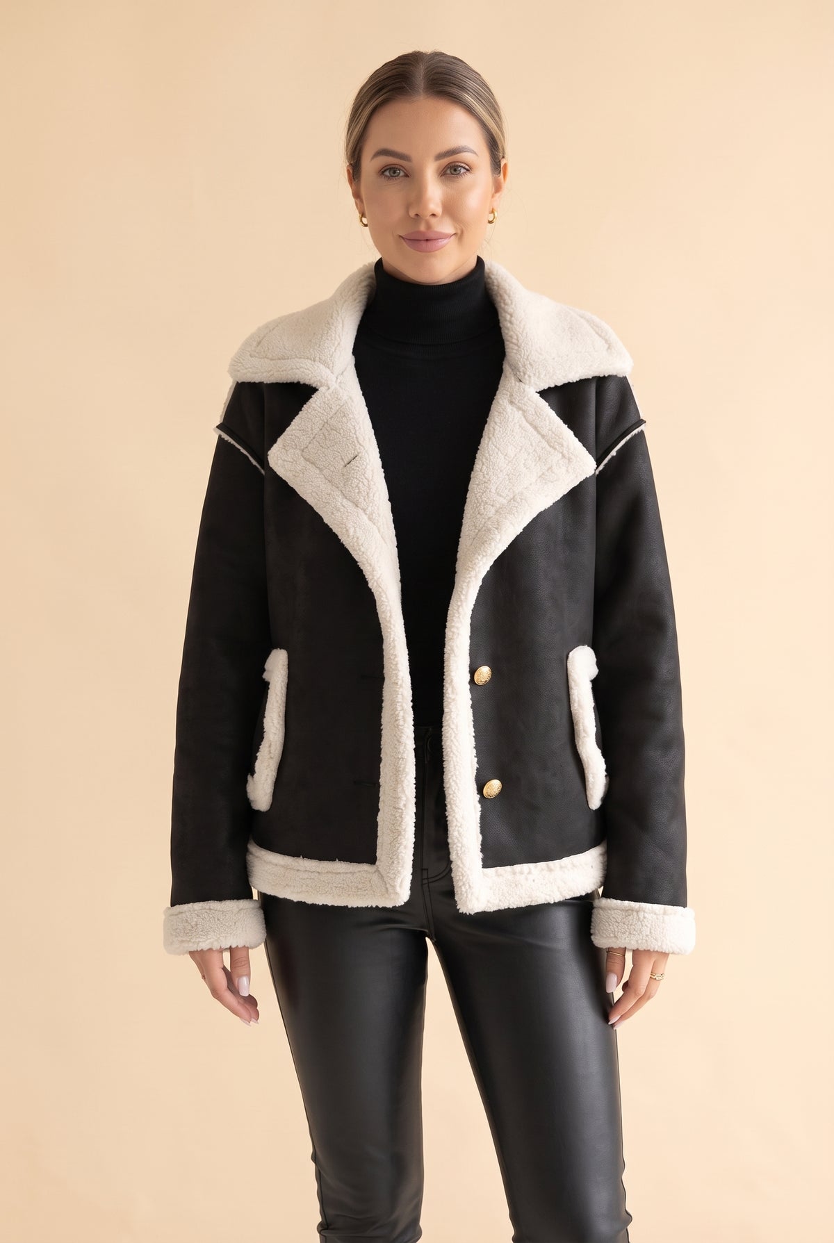 Black Suede Buttoned Jacket with Pockets – photo 5