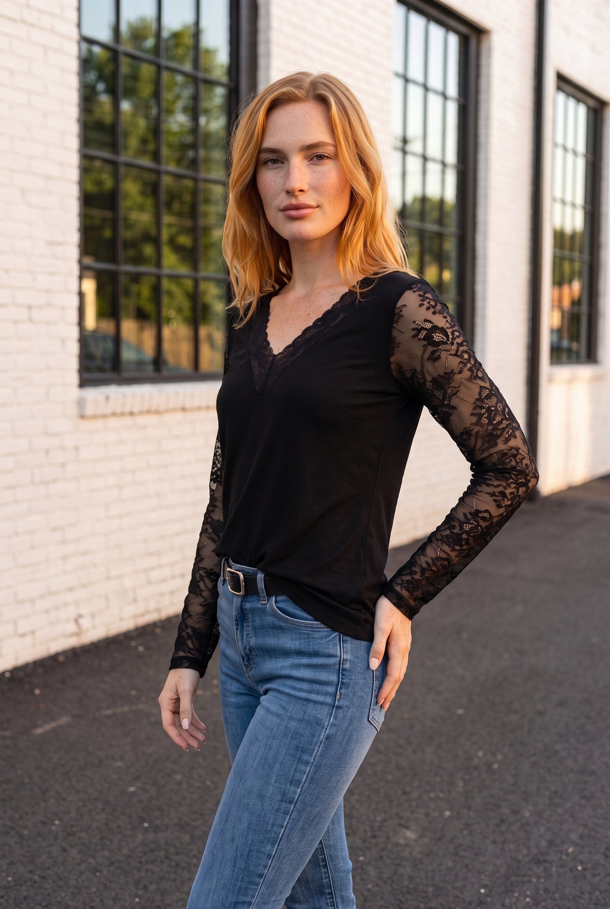 Black Lace Long Sleeve Top with V-Neck – photo 4
