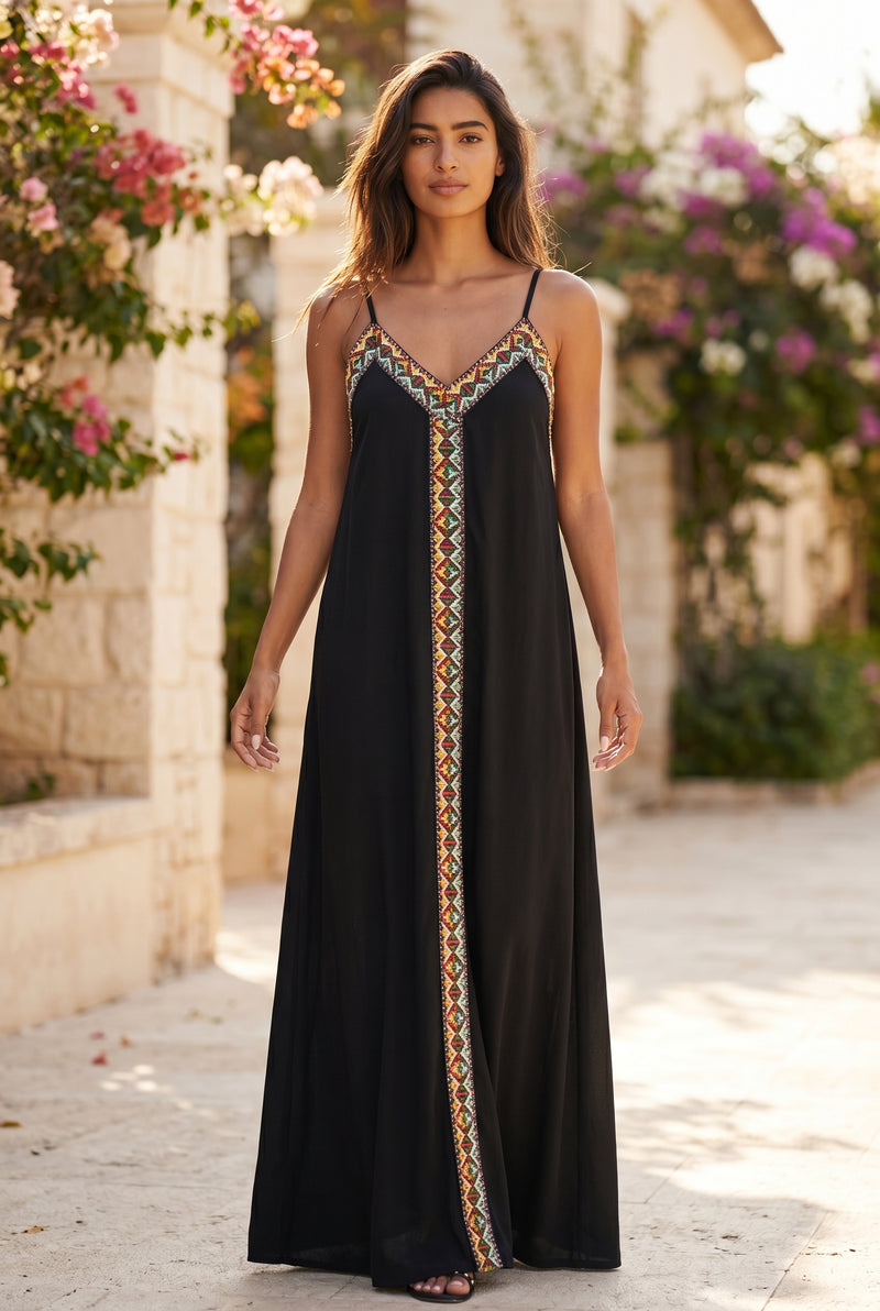Maxikleid aus Viskose mit Spaghettiträgern und Ethno-Borte in Schwarz