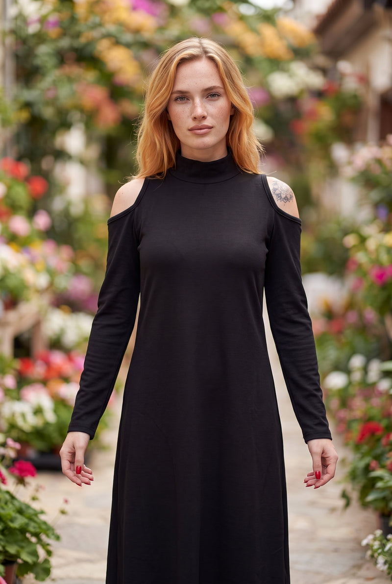 Schwarzes Midikleid mit Rollkragen und Cut-Outs – Foto 5