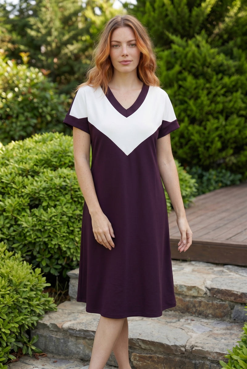 Midikleid mit V-Ausschnitt und Colour-Blocking in Bordeaux – Foto 2