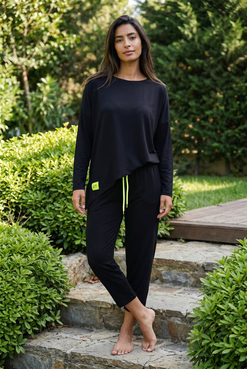 Langarm Set aus Viskose mit asymmetrischem Saum in Schwarz
