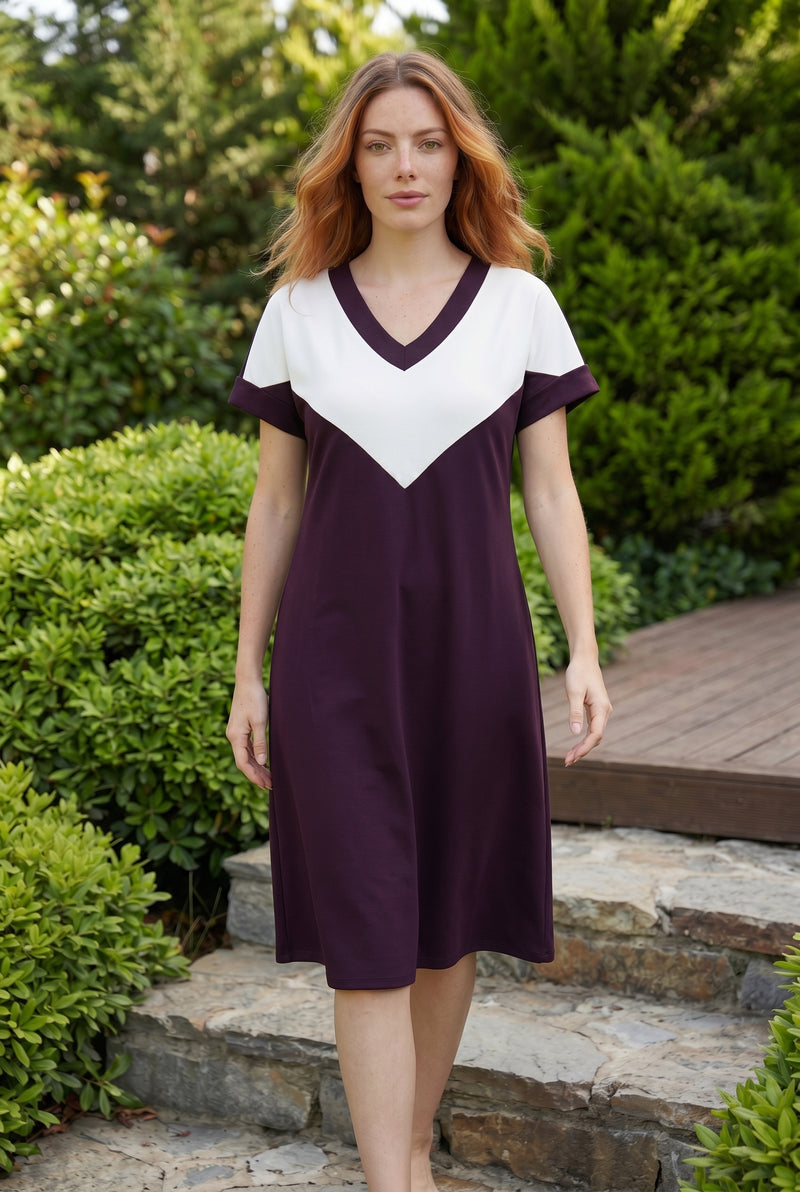 Midikleid mit V-Ausschnitt und Colour-Blocking in Bordeaux – Foto 5