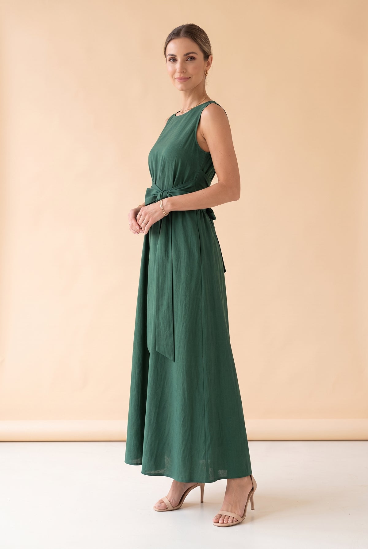 Sleeveless Tie Waist A-Line Long Dress in emerald – photo 2