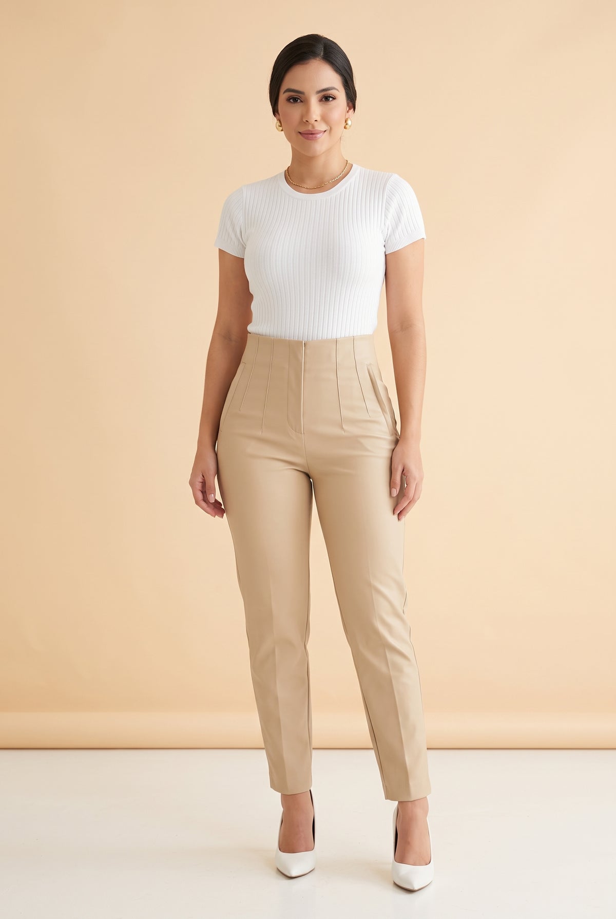 High Waisted Slim Fit Crepe Trousers with Pockets in cream