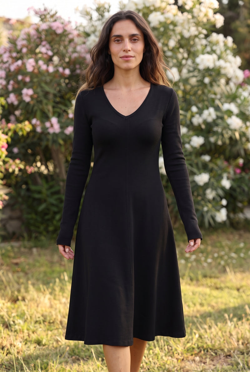 Siyah Uzun Kollu V Yaka Midi Elbise – fotoğraf 3
