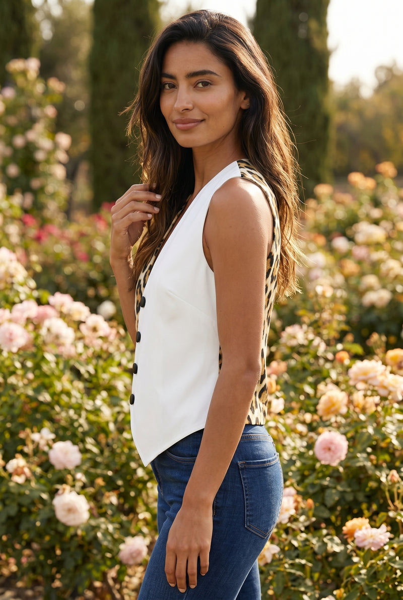Colour Block Sleeveless Gilet with V-Neck in white – photo 2