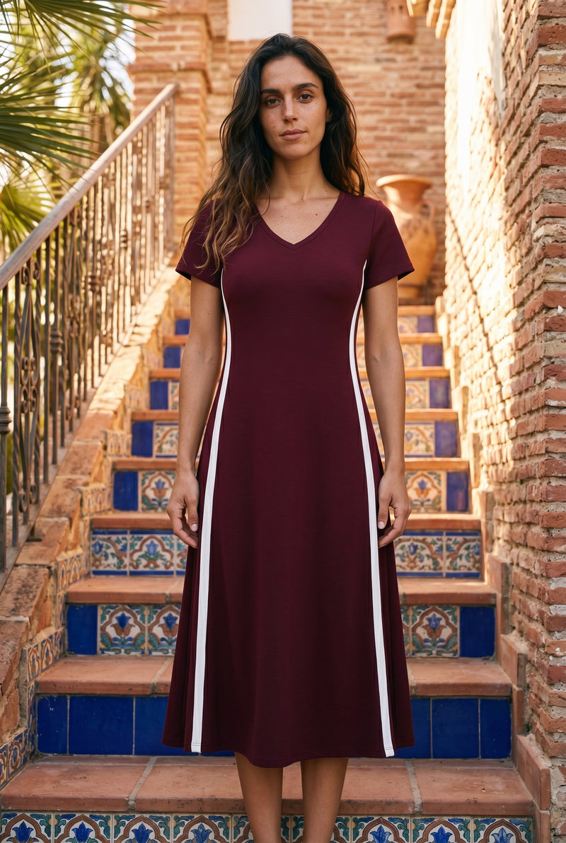 Burgundy Midi Dress with V-Neck and Contrast Side Stripes – photo 5