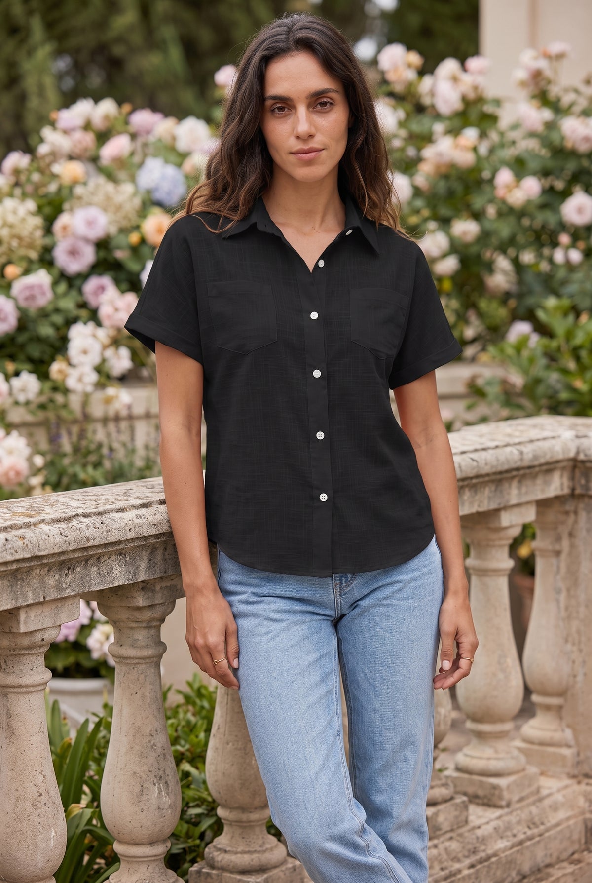 Short Sleeve Buttoned Shirt with Pockets in black