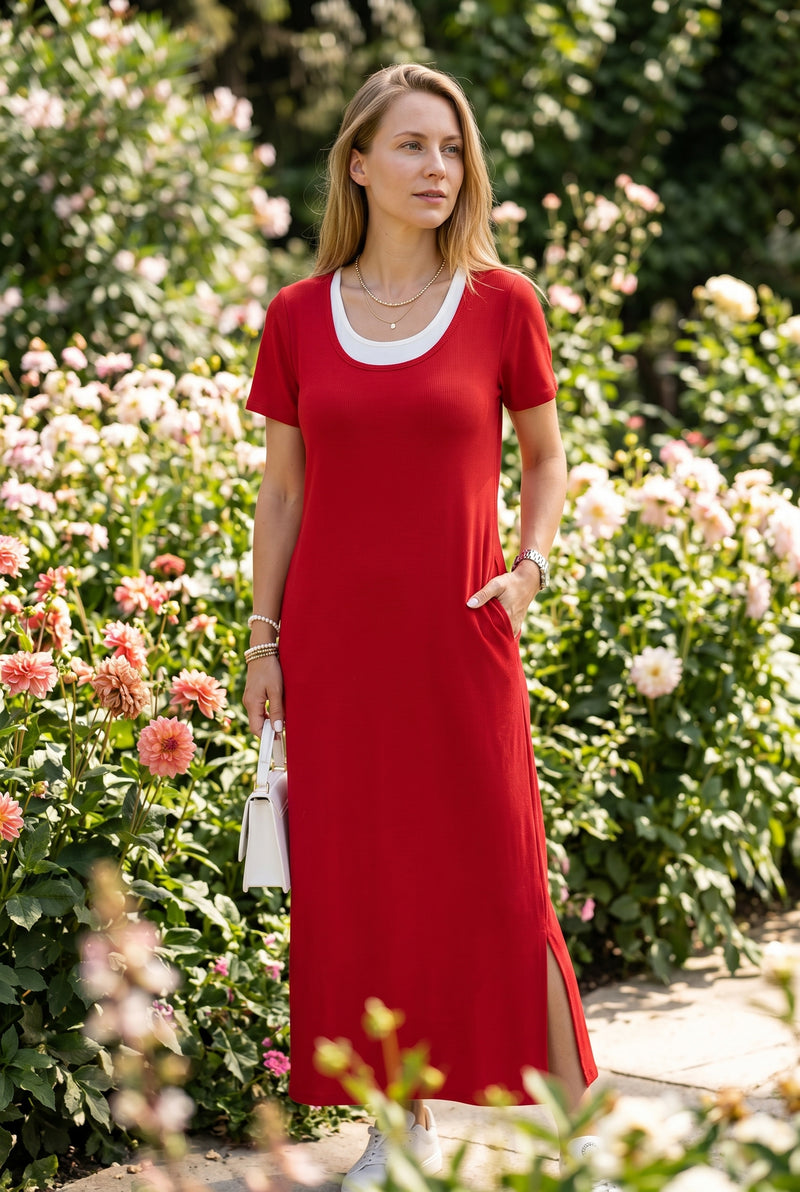 Kurzärmliges Langes Kleid aus Viskose mit Schlitz in Rot – Foto 4