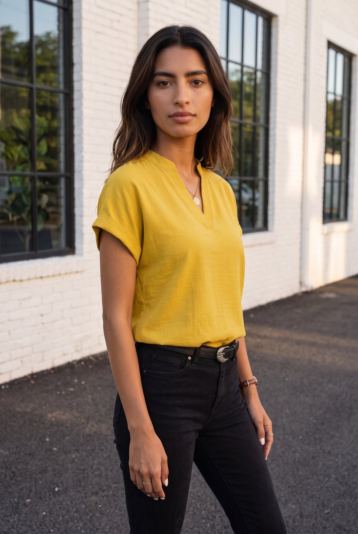 Blouse en lin à col mao et manches courtes, coloris jaune – photo 4