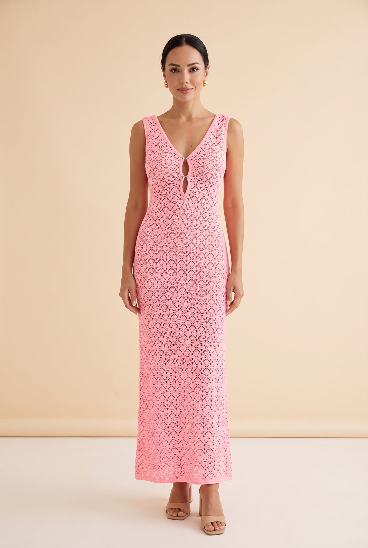 Sleeveless V-Neck Knitted Maxi Dress in pink