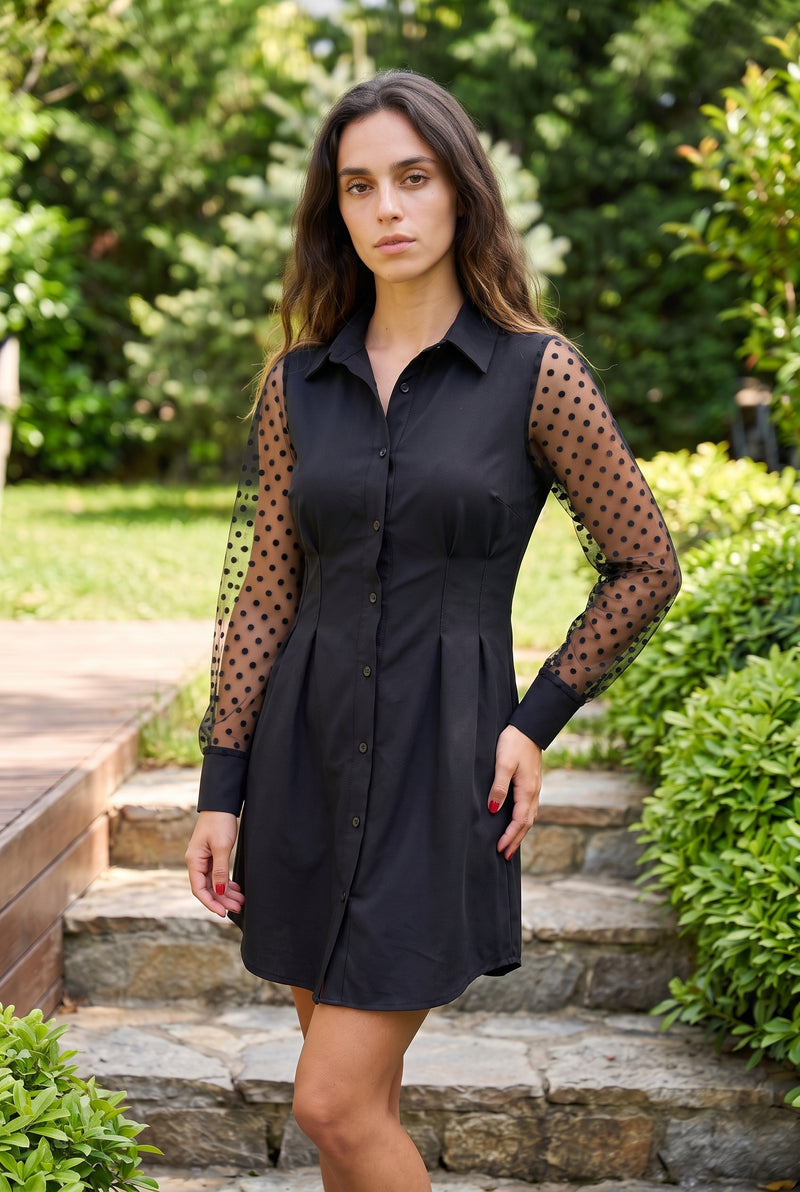 Schwarzes Minikleid mit Polka Dots und langen Ärmeln – Foto 4