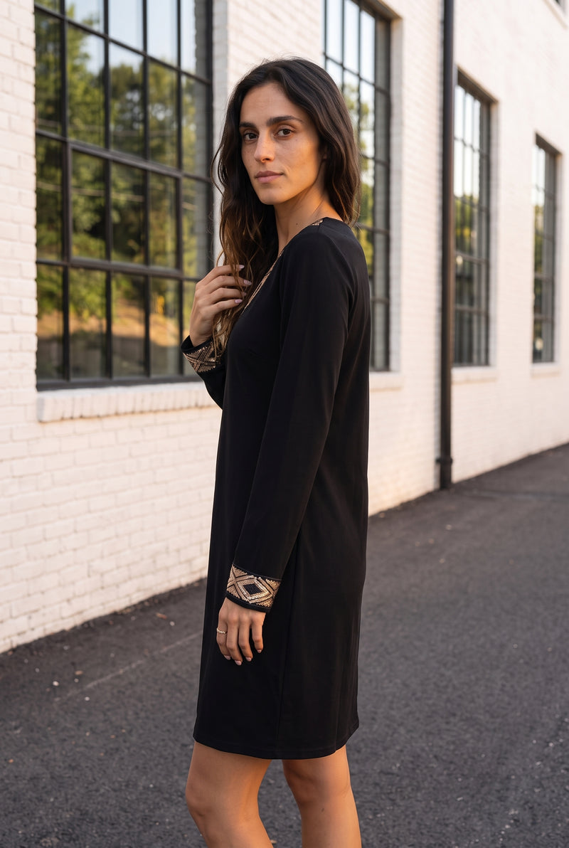 Robe courte noire à manches longues et sequins – photo 2