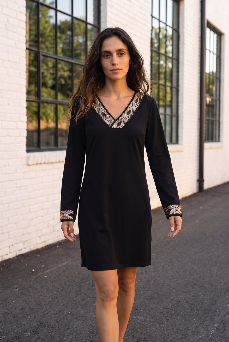 Robe courte noire à manches longues et sequins – photo 3
