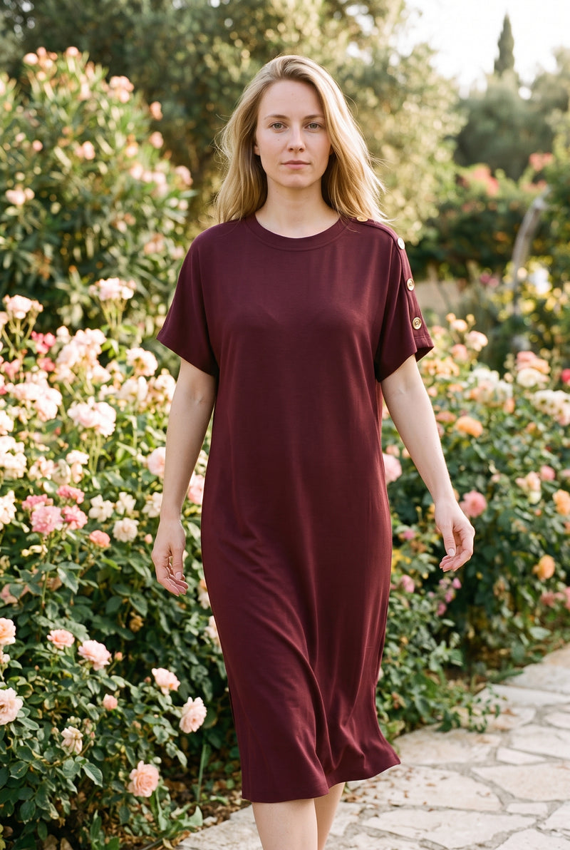 Short Sleeve Crew Neck Midi Dress with Shoulder Buttons in burgundy – photo 3