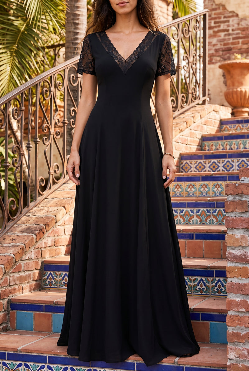 Schwarzes Maxikleid mit V-Ausschnitt und kurzen Spitzenärmeln – Foto 5