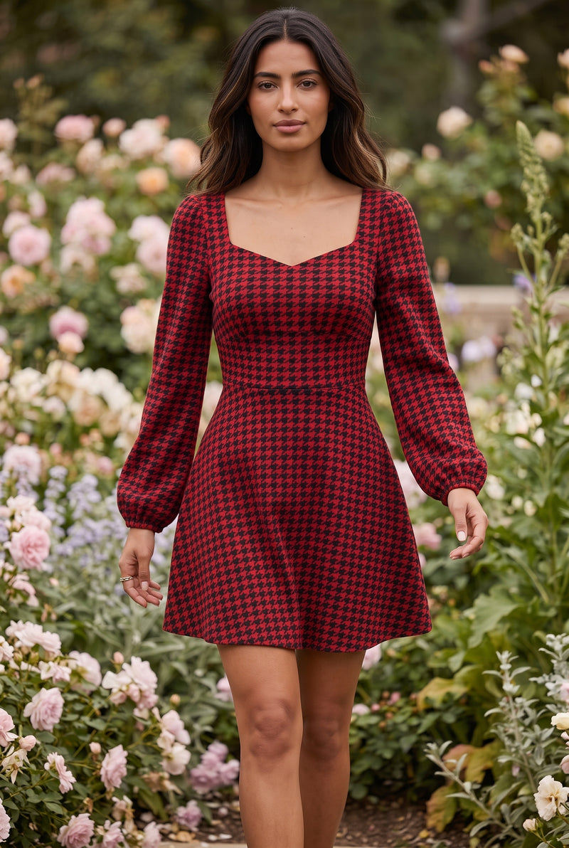 Red Checked Sweetheart Neck Long Sleeve Mini Dress – photo 3