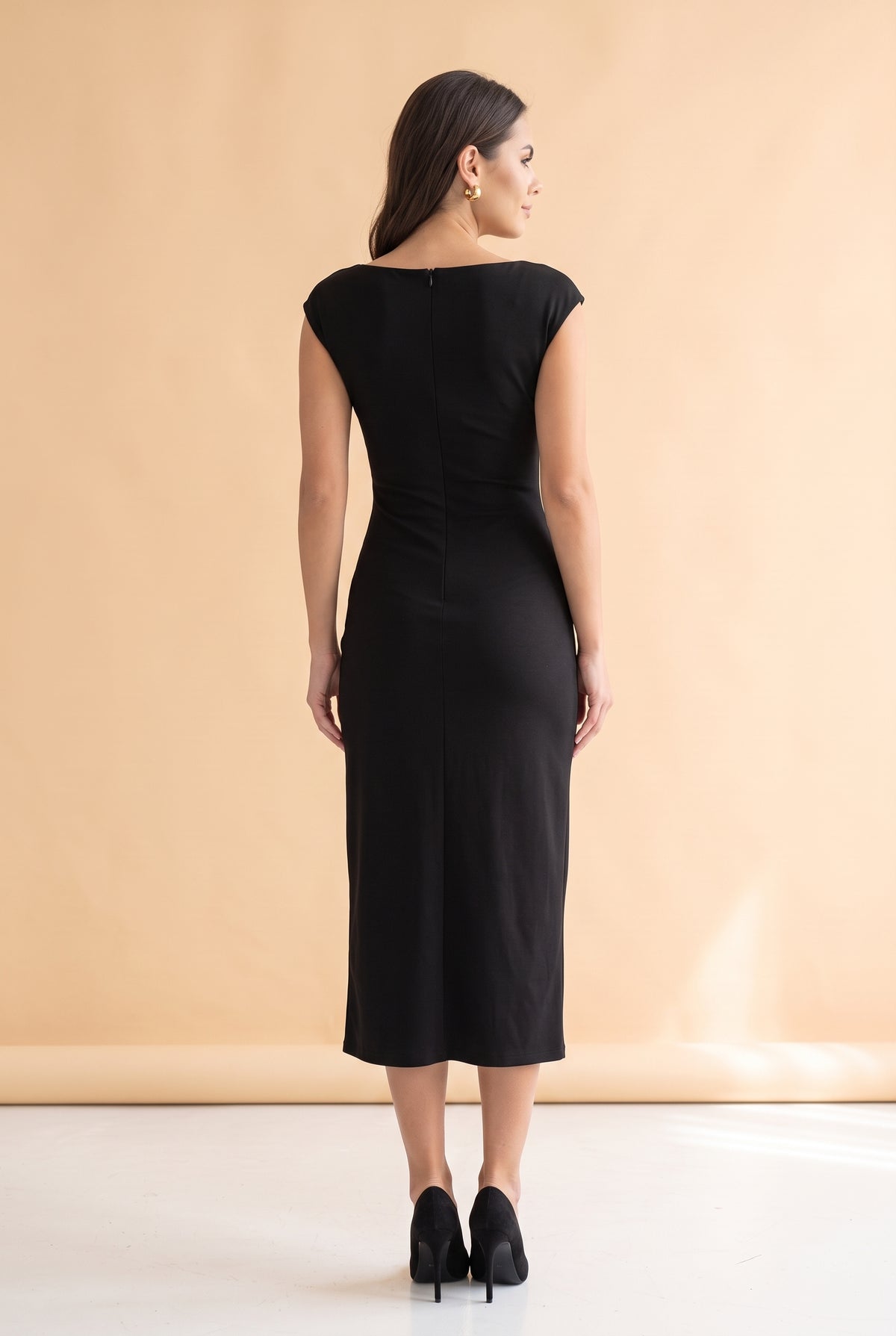 Black Midi Dress with Ruched Side and Slit – photo 4
