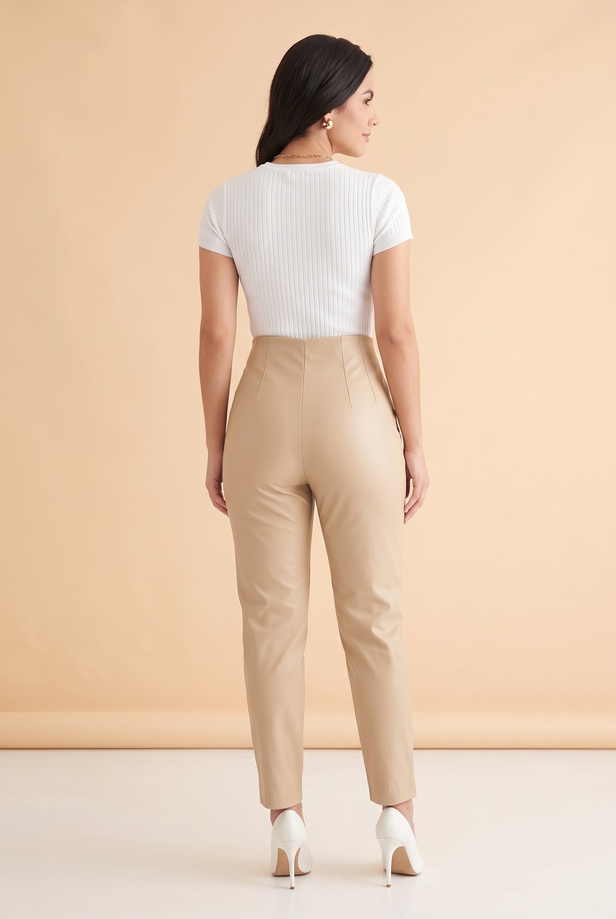 High Waisted Slim Fit Crepe Trousers with Pockets in cream – photo 4