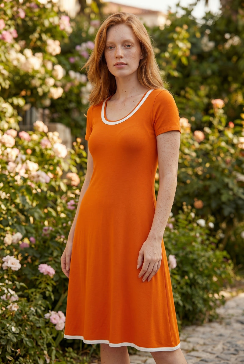 Kurzärmliges Midikleid aus Viskose mit Kontrastkante in Orange – Foto 2