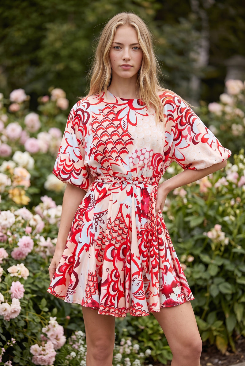 Gemustertes Minikleid mit Puffärmeln und Plissee – Foto 4