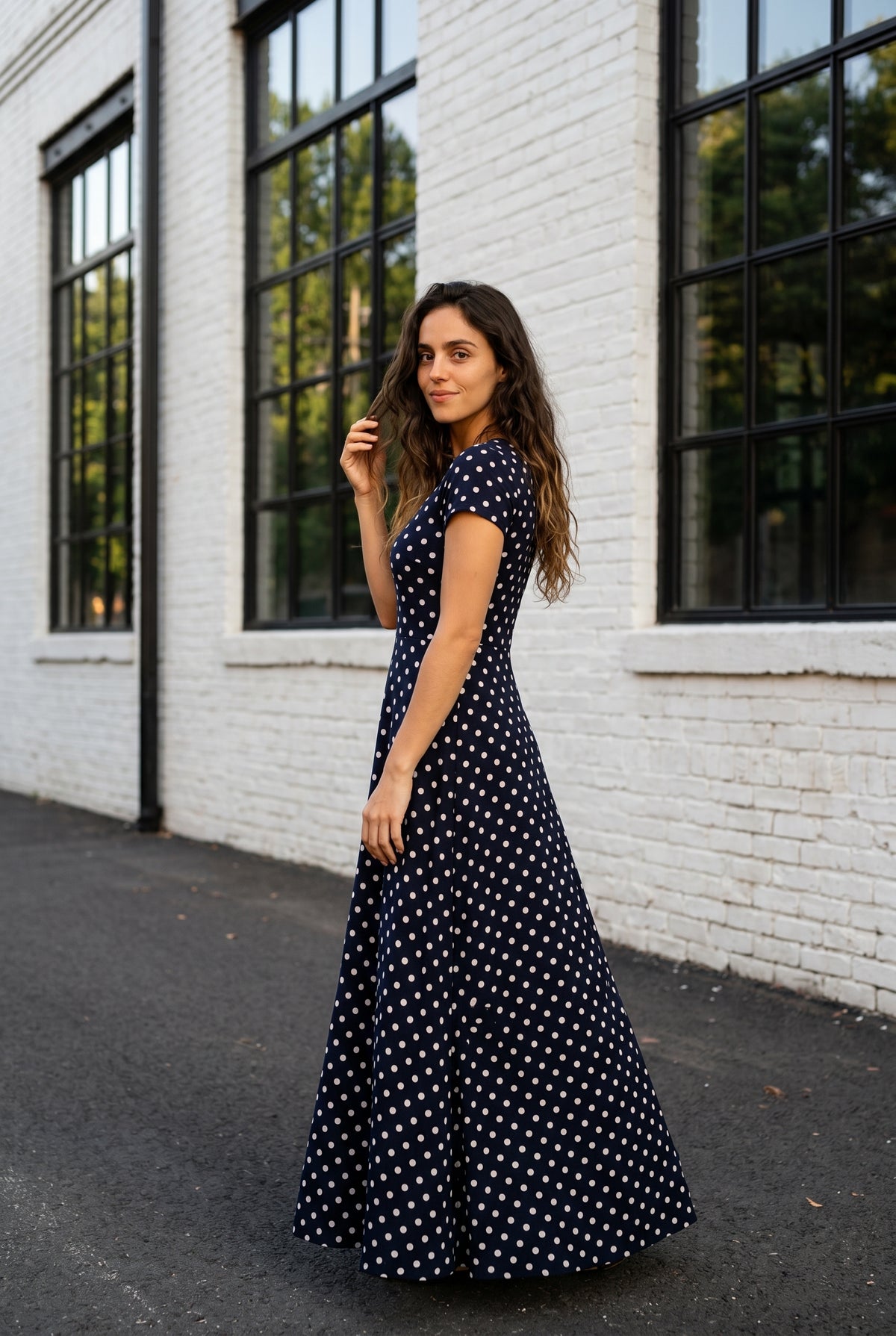 Floral Short Sleeve Crew Neck Maxi Dress in black – photo 2