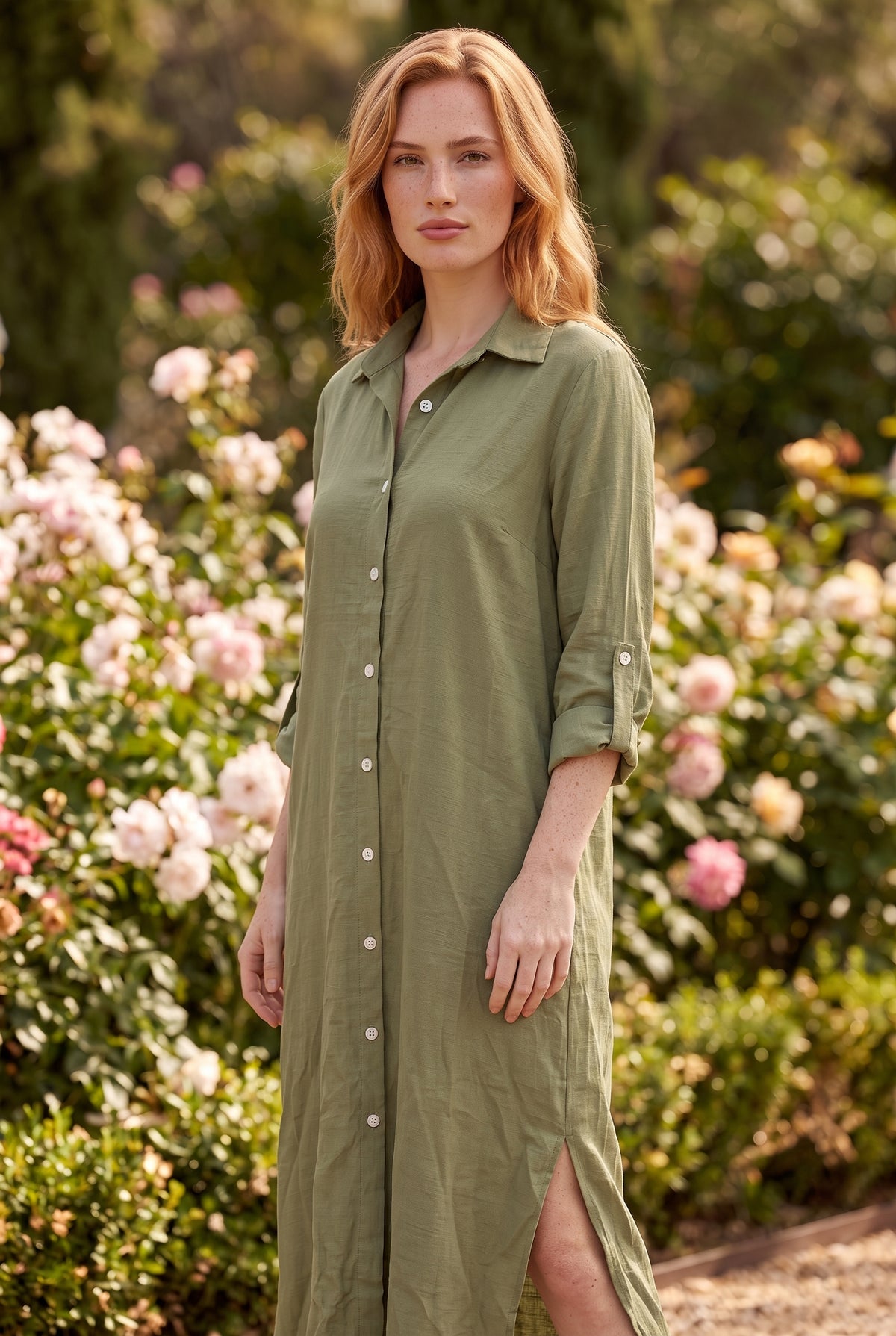 Long Sleeve Buttoned Maxi Shirt Dress with Side Slits in green – photo 4